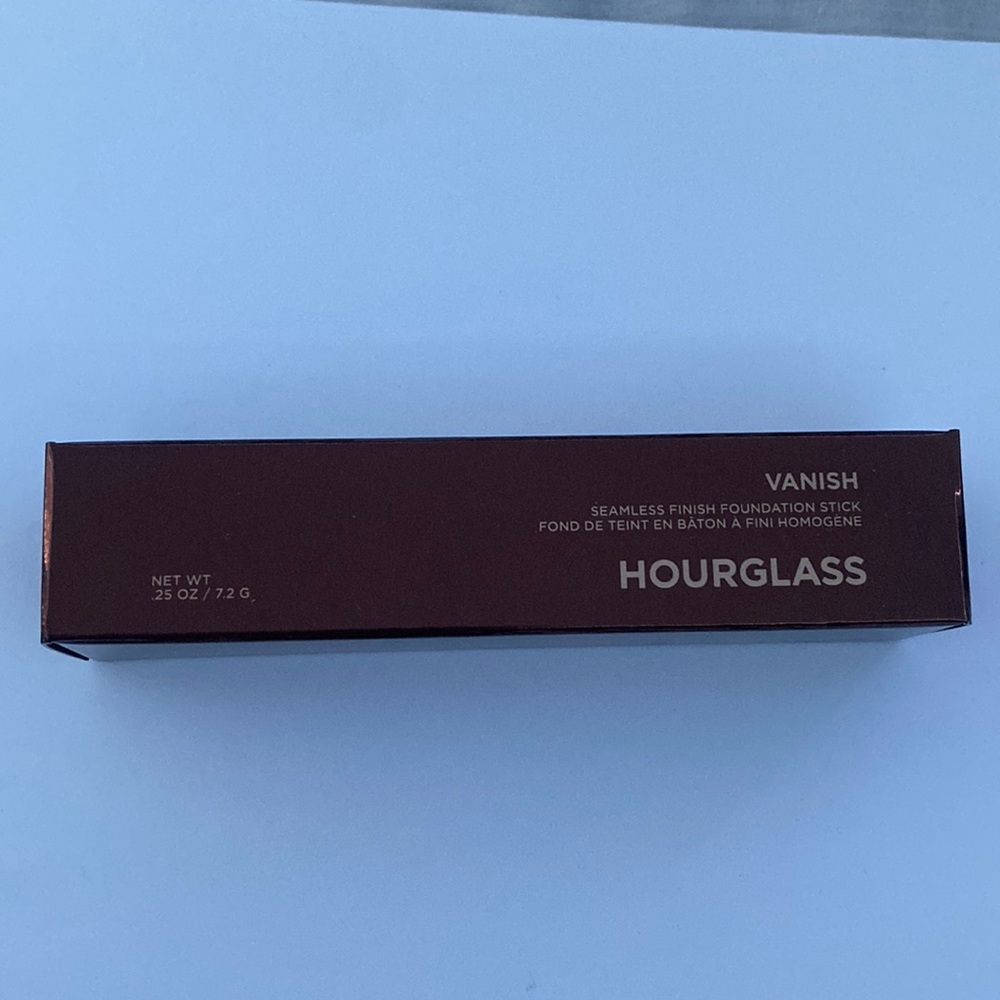HourGlass seamless finish foundation stick